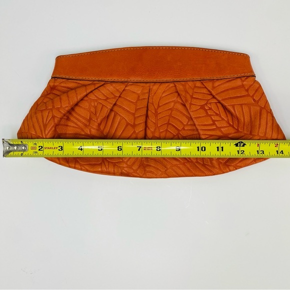 Fossil Leather Clutch Purse - Picture 8 of 9